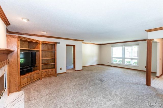 4802 Laketon Court, St Louis, MO 63128