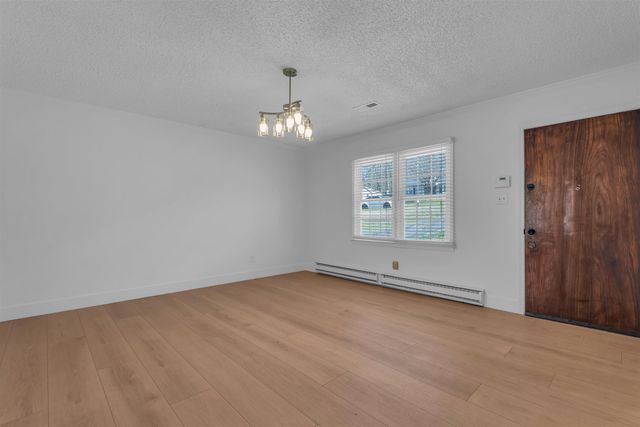 211 Edenbridge Lane, Spartanburg, SC 29301