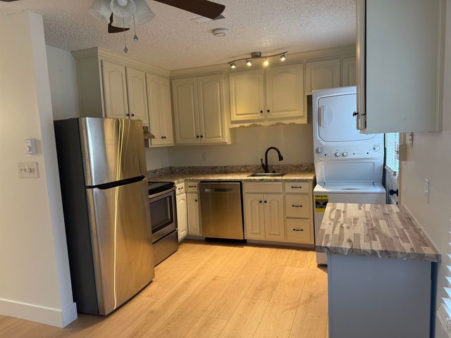 211 Edenbridge Lane, Spartanburg, SC 29301