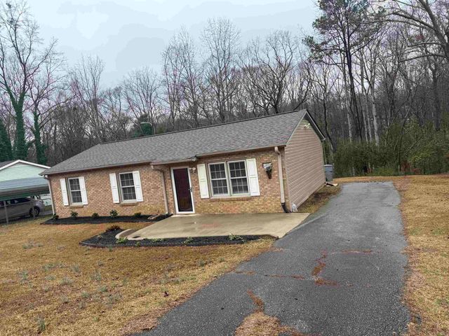 211 Edenbridge Lane, Spartanburg, SC 29301