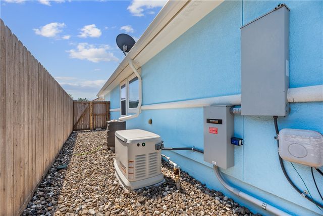 13966 KETCH St, Corpus Christi, TX 78418