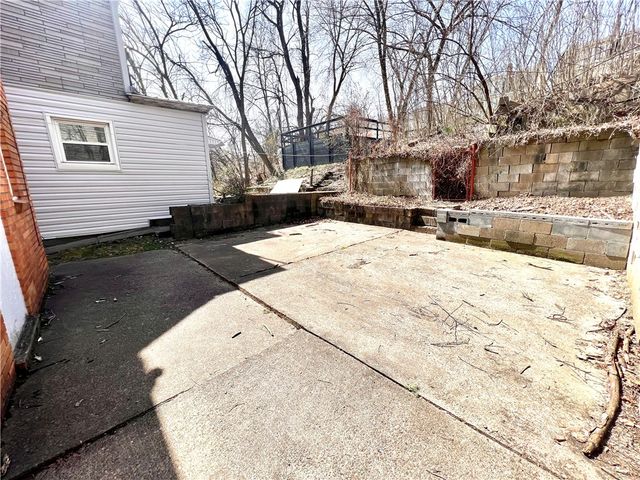 1848 Ringwalt St, Beechview, PA 15216