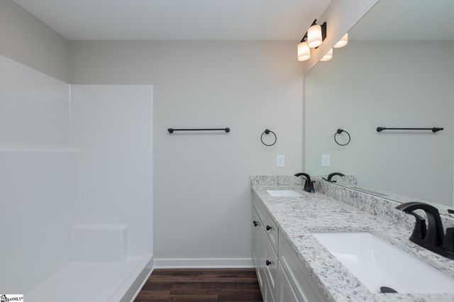 91 Simpson Creek Road, Laurens, SC 29360