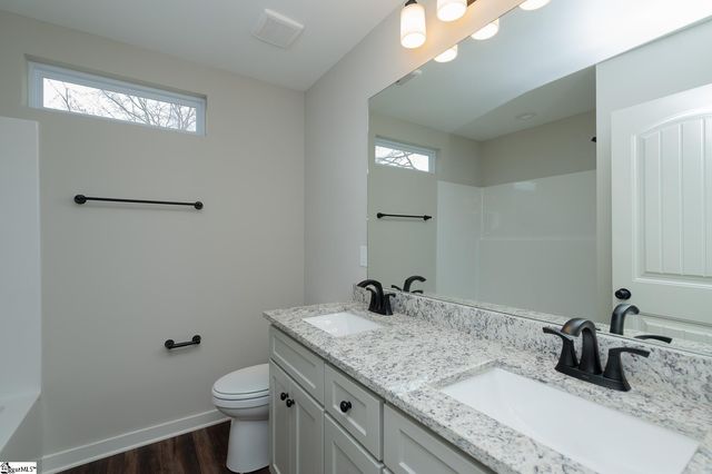 91 Simpson Creek Road, Laurens, SC 29360