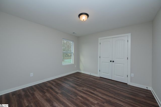 91 Simpson Creek Road, Laurens, SC 29360