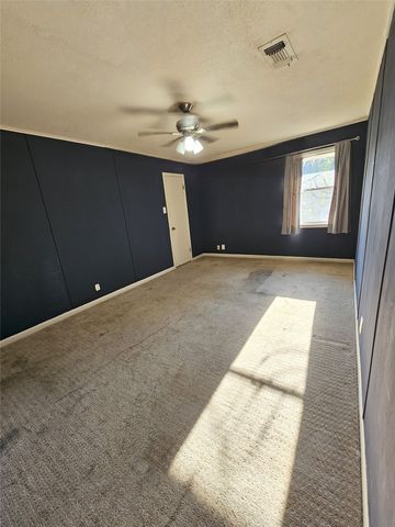 3605 W Houston, Paris, TX 75460