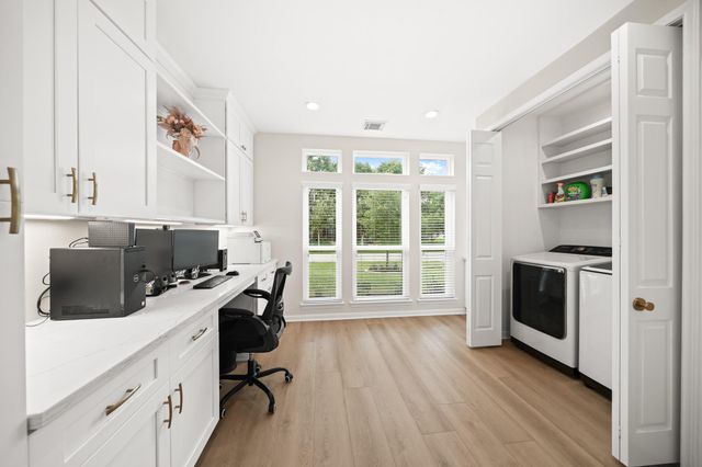 403 Trail Head Street, Friendswood, TX 77546