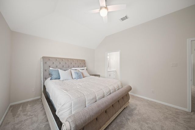 403 Trail Head Street, Friendswood, TX 77546
