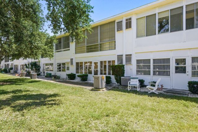 8220 112TH STREET 208, Seminole, FL 33772