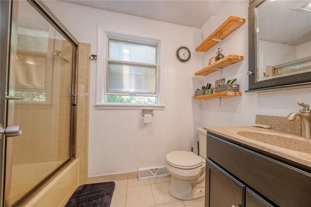 4435 Marywood Dr, Monroeville, PA 15146