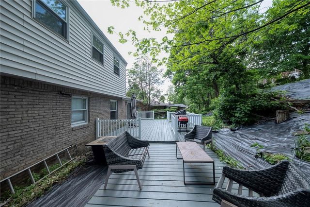 4435 Marywood Dr, Monroeville, PA 15146