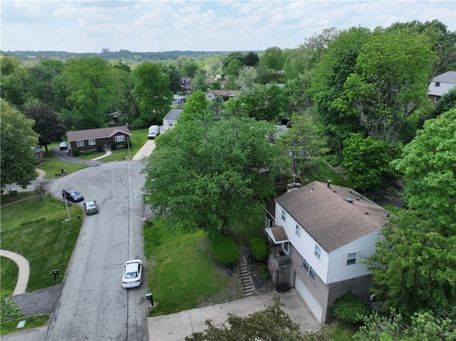 4435 Marywood Dr, Monroeville, PA 15146