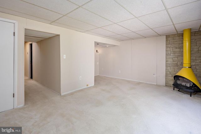 33 STRABANE CT, Baltimore, MD 21234