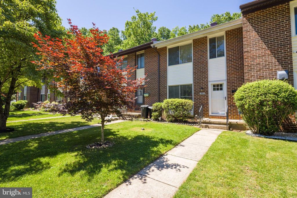 33 STRABANE CT, Baltimore, MD 21234