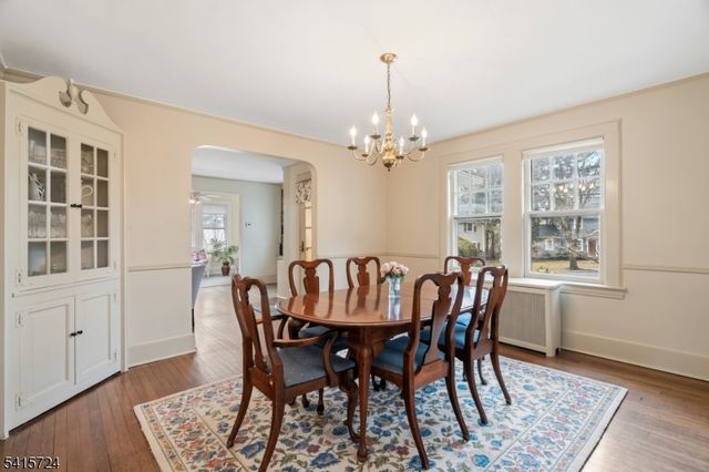 97 Harding Rd, Glen Rock Boro, NJ 07452