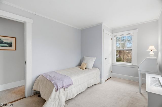 97 Harding Rd, Glen Rock Boro, NJ 07452