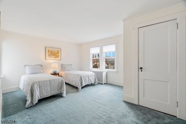 97 Harding Rd, Glen Rock Boro, NJ 07452