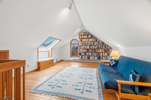 97 Harding Rd, Glen Rock Boro, NJ 07452