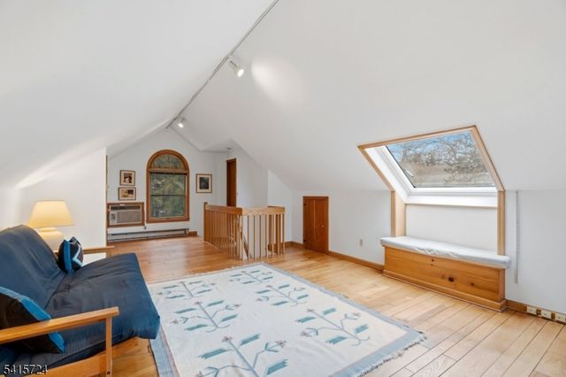 97 Harding Rd, Glen Rock Boro, NJ 07452