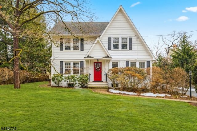 97 Harding Rd, Glen Rock Boro, NJ 07452