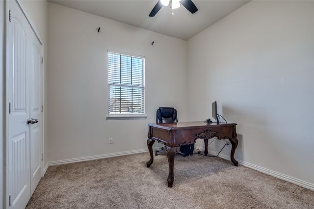 124 Windsor Circle, Waxahachie, TX 75165