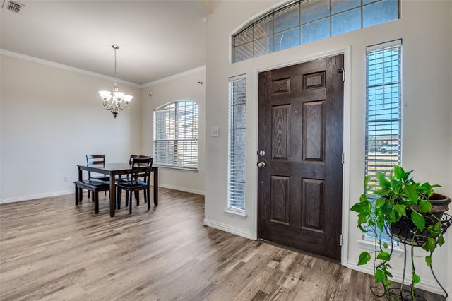 124 Windsor Circle, Waxahachie, TX 75165