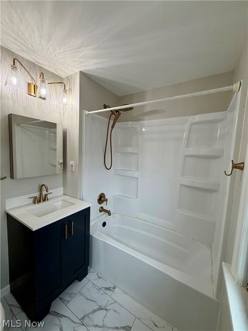 7414 Dartworth Drive, Parma, OH 44129