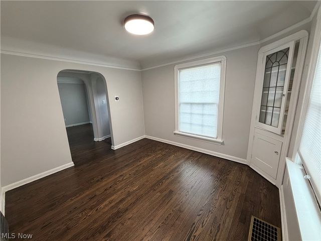 7414 Dartworth Drive, Parma, OH 44129