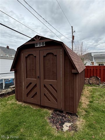 7414 Dartworth Drive, Parma, OH 44129