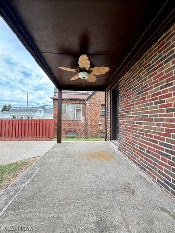 7414 Dartworth Drive, Parma, OH 44129