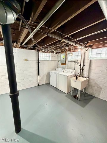 7414 Dartworth Drive, Parma, OH 44129