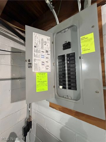 7414 Dartworth Drive, Parma, OH 44129