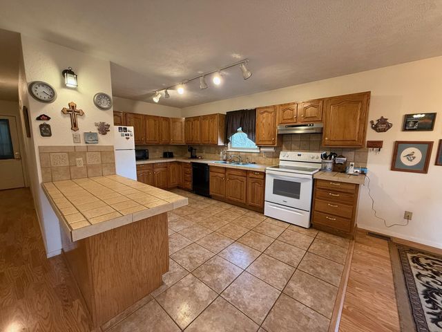 984 Honey Tree Lane, Camp, AR 72520