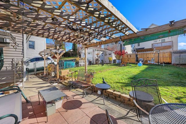 315 Tesiny Avenue, Bridgeport, CT 06606