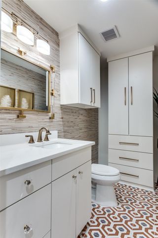 3417 Worth Hills Drive, Fort Worth, TX 76109