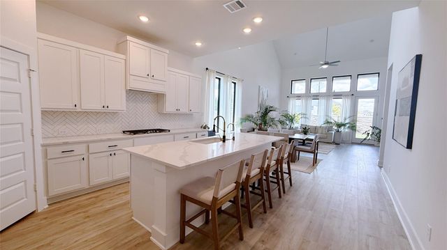 6018 Rolling Stream Court, Fulshear, TX 77441