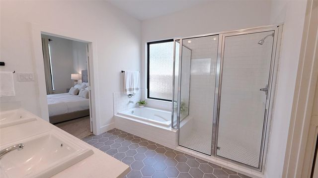 6018 Rolling Stream Court, Fulshear, TX 77441