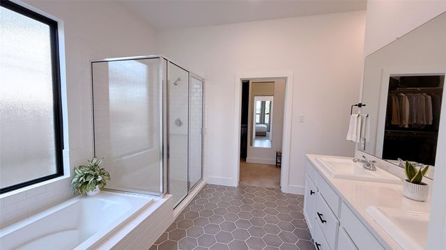 6018 Rolling Stream Court, Fulshear, TX 77441