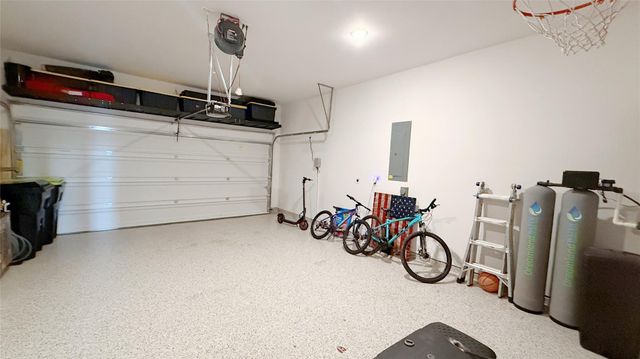 6018 Rolling Stream Court, Fulshear, TX 77441