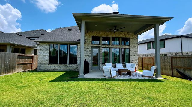 6018 Rolling Stream Court, Fulshear, TX 77441