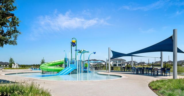 6018 Rolling Stream Court, Fulshear, TX 77441