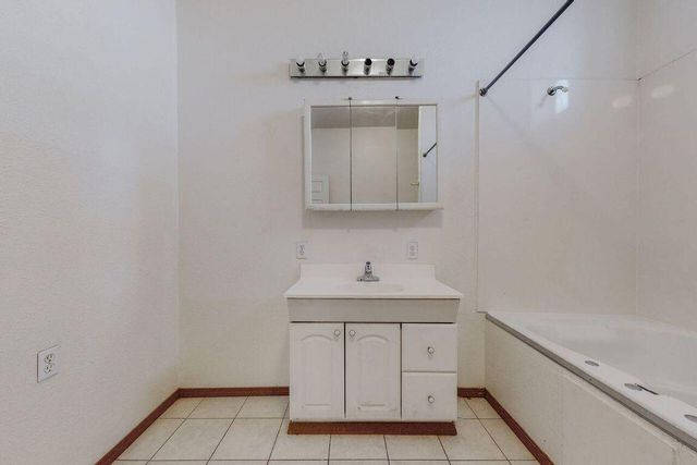 110-114 Indiana Street SE, Albuquerque, NM 87108