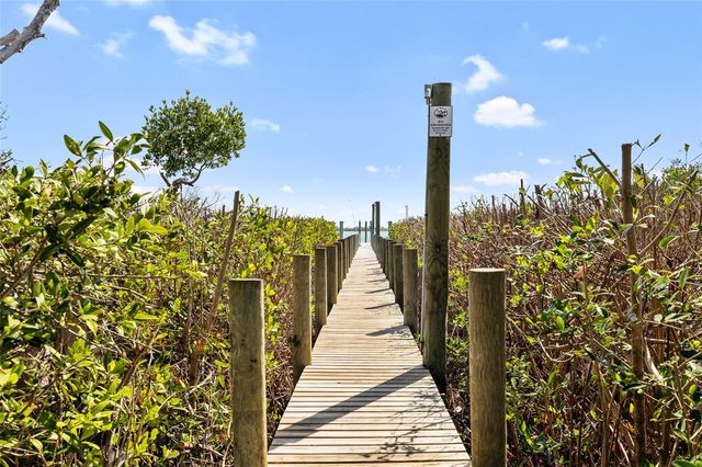 9664 PRIVATEER RD, Placida, FL 33946