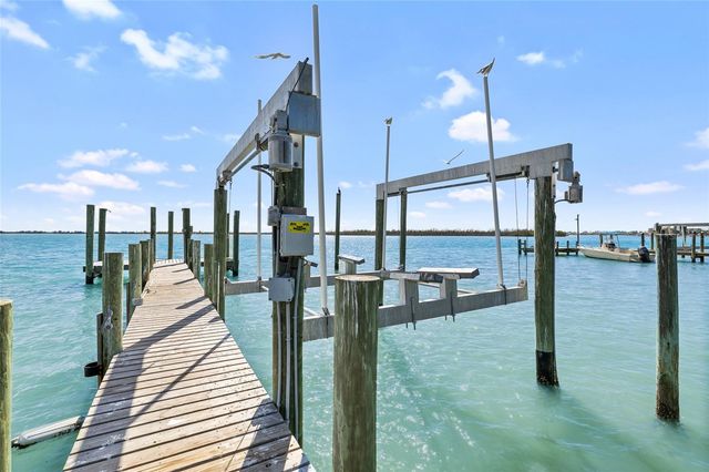 9664 PRIVATEER RD, Placida, FL 33946