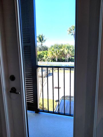 8878 Lake Worth Road 209, Lake Worth, FL 33467