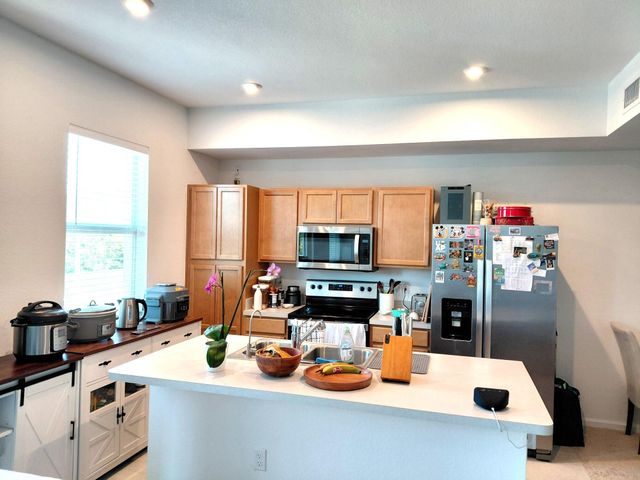 8878 Lake Worth Road 209, Lake Worth, FL 33467