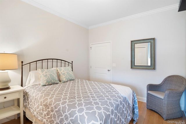 260 Dune Road 75E, Westhampton Beach, NY 11978