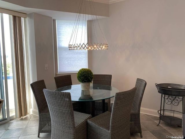 260 Dune Road 75E, Westhampton Beach, NY 11978