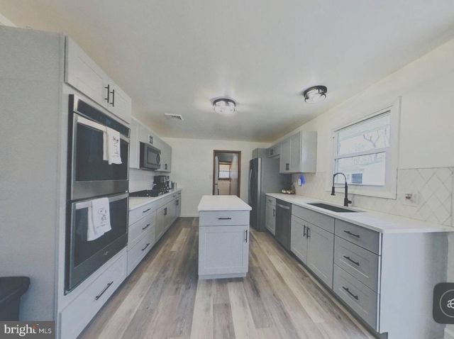 6331 OLD CARLISLE RD, Dover, PA 17315