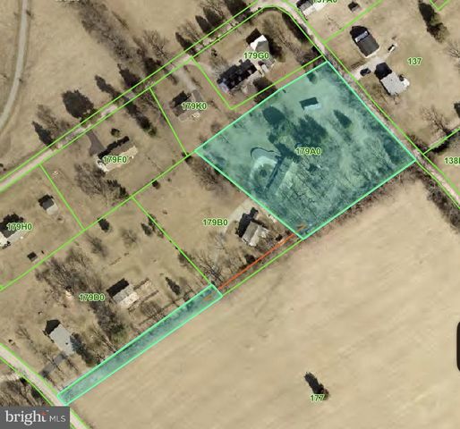 6331 OLD CARLISLE RD, Dover, PA 17315